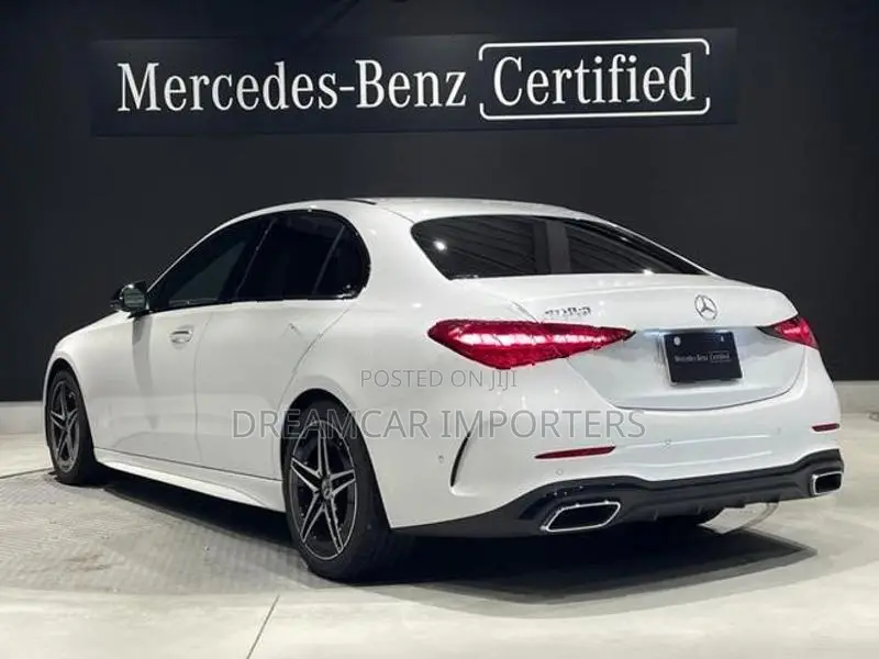 Mercedes Benz C200 AMGLine 2025