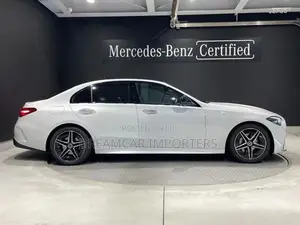 Mercedes Benz C200 AMGLine 2025