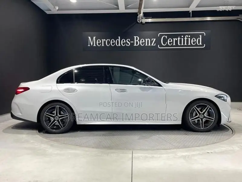 Mercedes Benz C200 AMGLine 2025