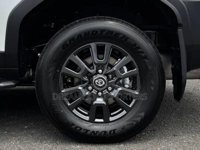 Toyota Land Cruiser Prado 250 VX 2026