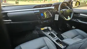 Toyota Hilux REVO V DIESEL 4WD 2025