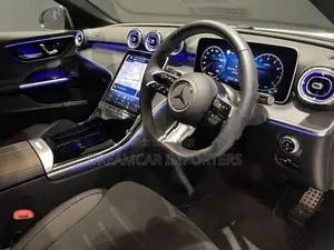 Mercedes Benz C200 AMGLine 2025