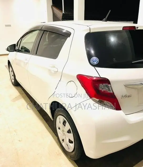 Toyota Vitz 2016