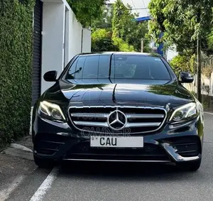 Mercedes Benz E200 AMG Line 2016