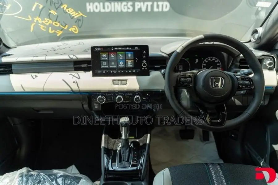 Honda Vezel Z Play Moonroof 2026