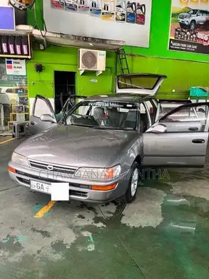 Toyota Corolla DX 1997