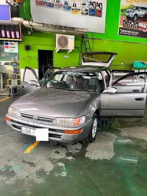 Toyota Corolla DX 1997