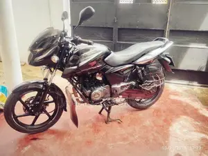 Bajaj Pulsar 150 elevil 2018
