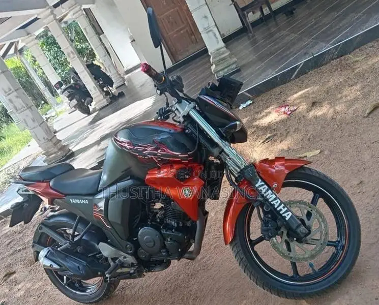 Yamaha FZs V2 2015