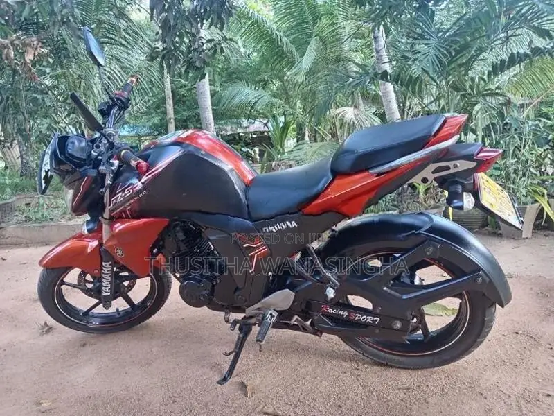 Yamaha FZs V2 2015