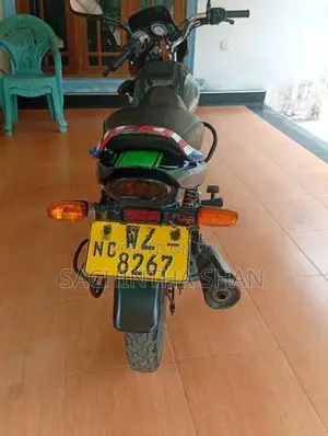 Bajaj Platina 125 2011