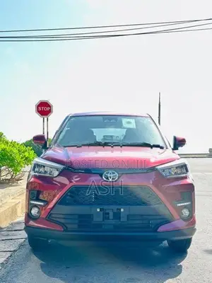 Toyota Raize 1000cc Petrol 2026