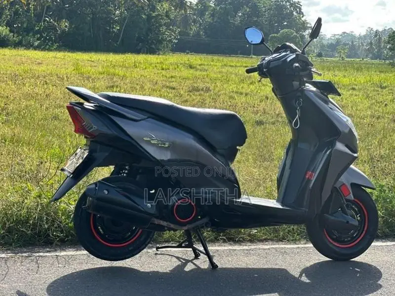 Honda Dio 2018