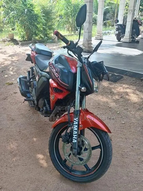 Yamaha FZs V2 2015