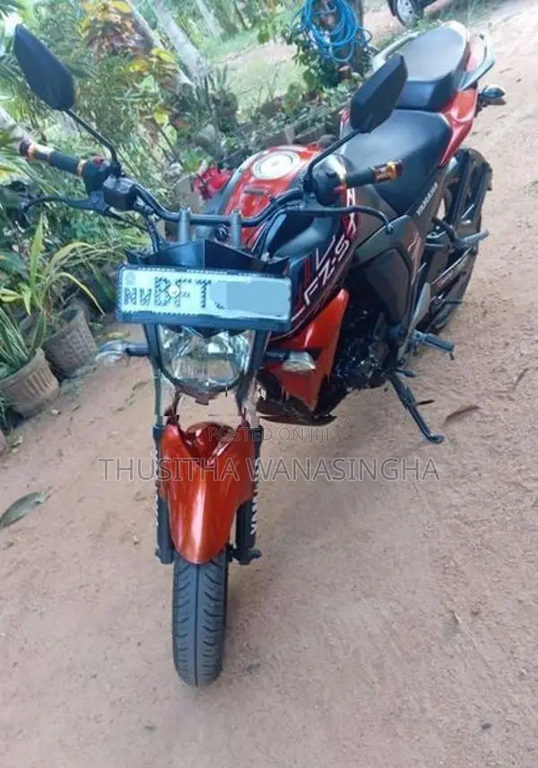 Yamaha FZs V2 2015