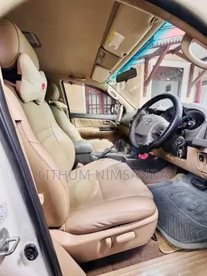 Toyota Fortuner 2013