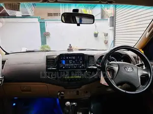 Toyota Fortuner 2013