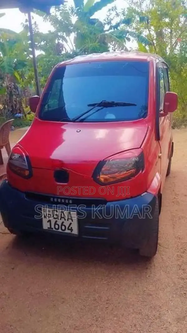 Bajaj Qute 2019