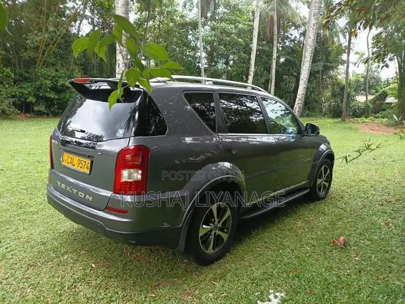 Ssang Yong Rexton 2015