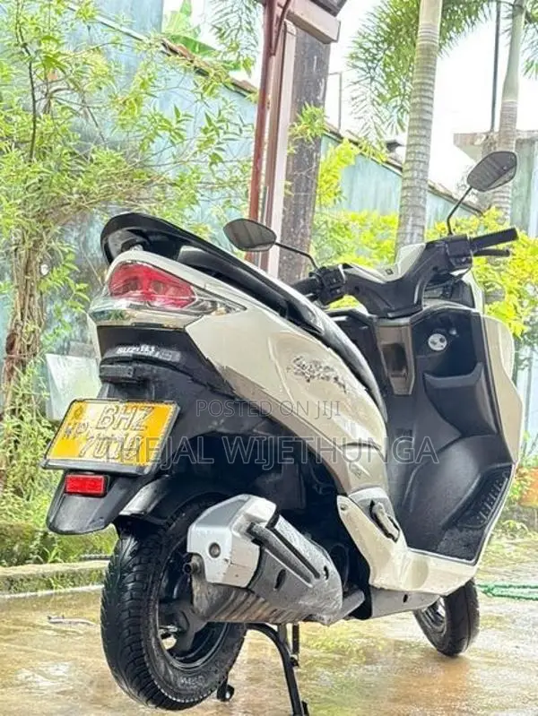 Suzuki Burgman Street 2019