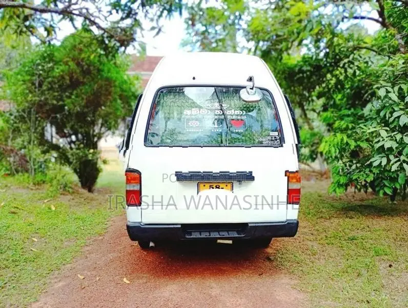 Nissan Homy 1991