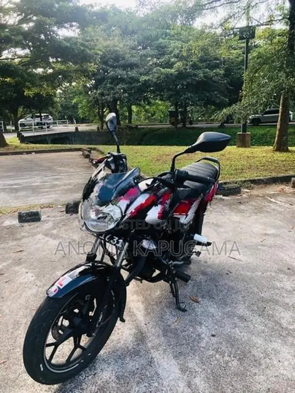 Bajaj Discover 125 2025