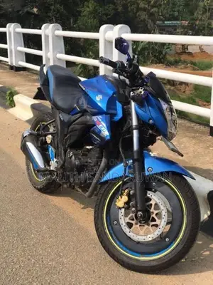 Suzuki Gixxer 2015