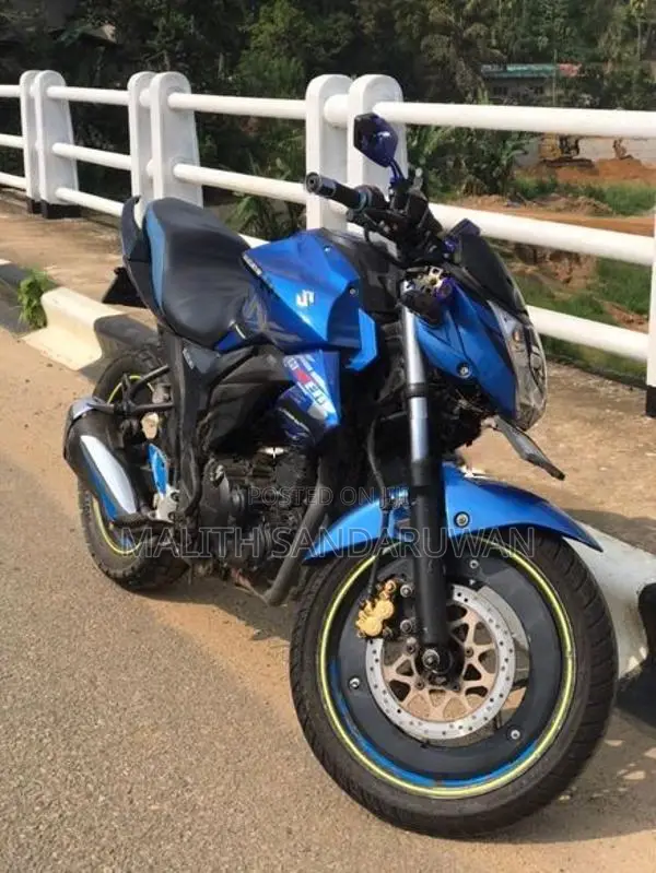 Suzuki Gixxer 2015