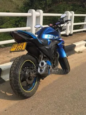 Suzuki Gixxer 2015