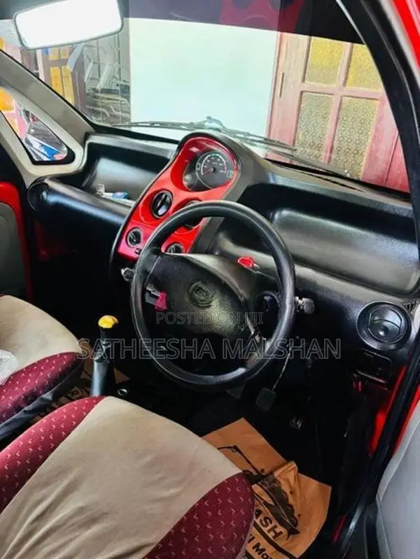 Tata Nano 2012