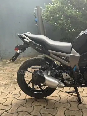 Yamaha FZS V1 2011