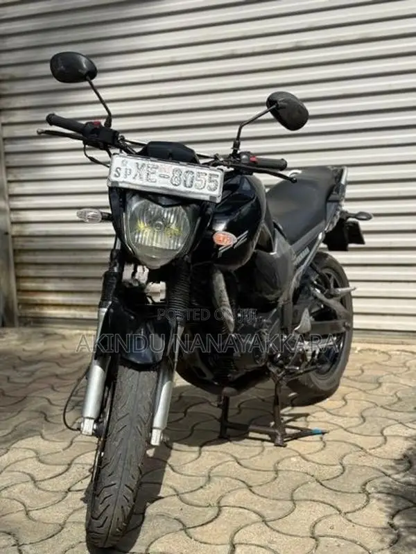 Yamaha FZS V1 2011