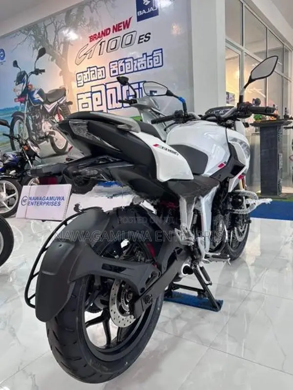 Bajaj Pulsar N160 Premium 2026