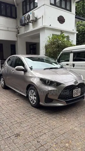 Toyota Yaris 2024