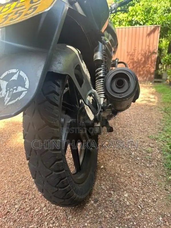 Bajaj Pulsar 150 2017