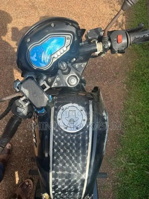 Bajaj Pulsar 150 2017