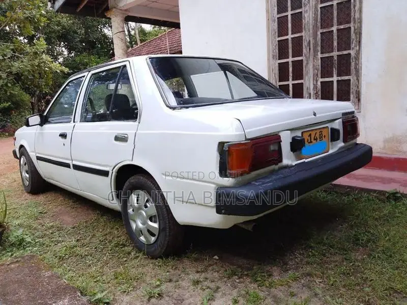 Nissan Sunny 1984