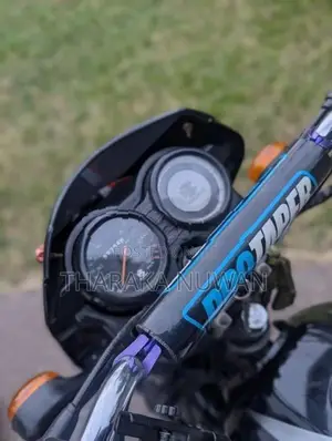Bajaj CT100 2015