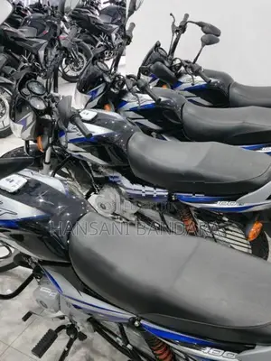 Bajaj CT100 2026