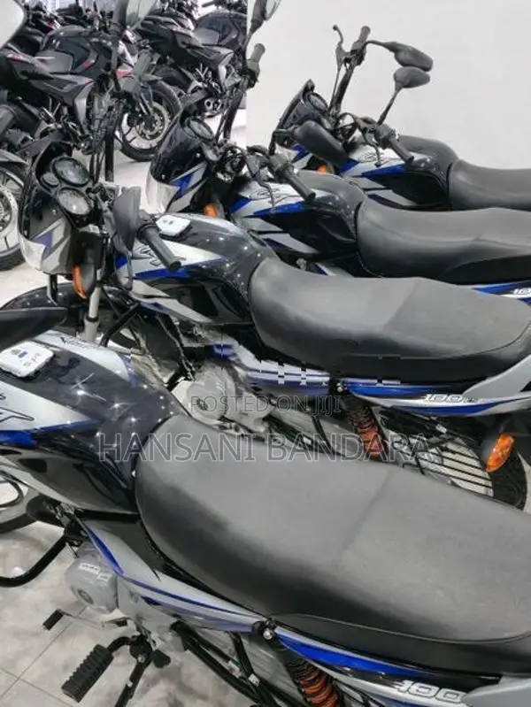Bajaj CT100 2026