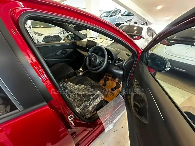 Toyota Yaris G GRADE LED LIGHT 2026