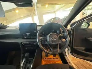 Toyota Yaris G GRADE 2026
