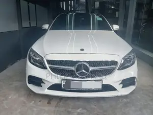 Mercedes Benz C200 Premium Plus 2018