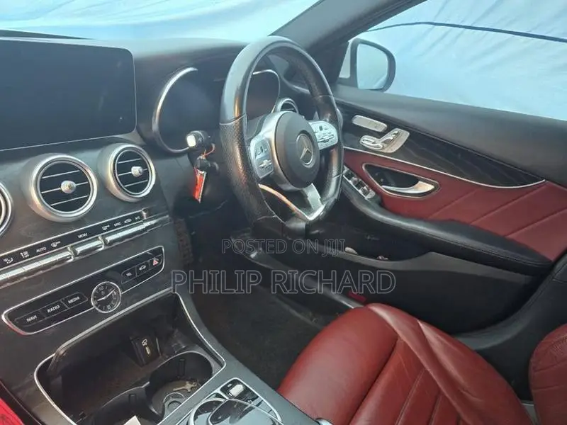 Mercedes Benz C200 Premium Plus 2018