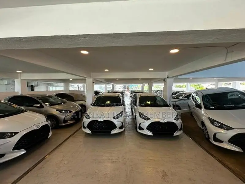 Toyota Yaris X GRADE 2024