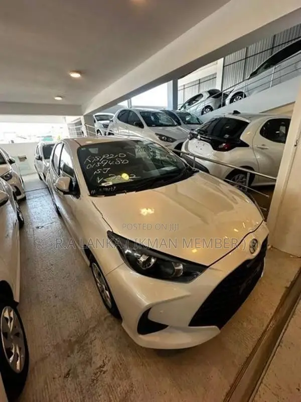 Toyota Yaris X GRADE 2026
