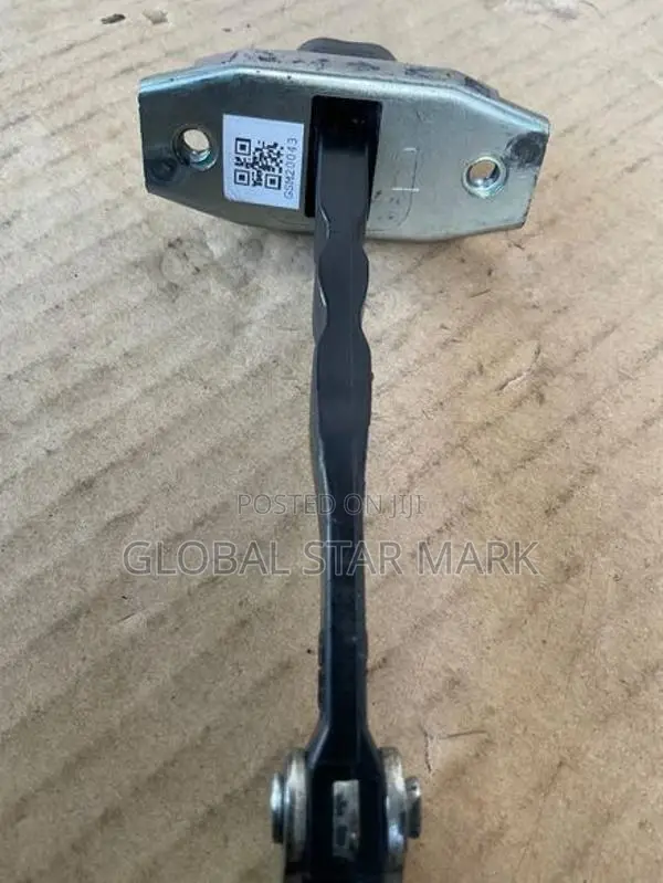 Toyota Aqua Nhp10 Door Stopper Front Left (fl)