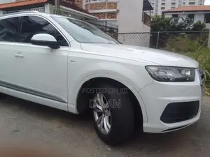 Audi Q7 2015