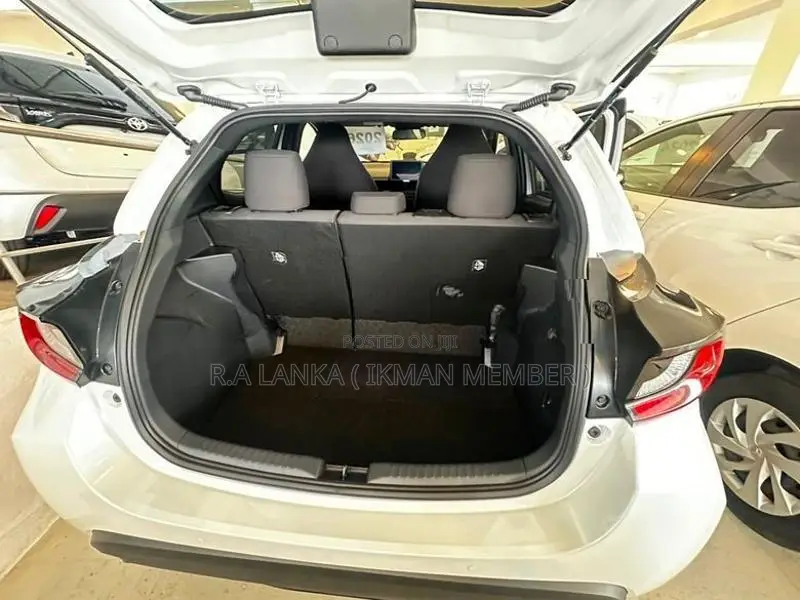 Toyota Yaris X GRADE 2026