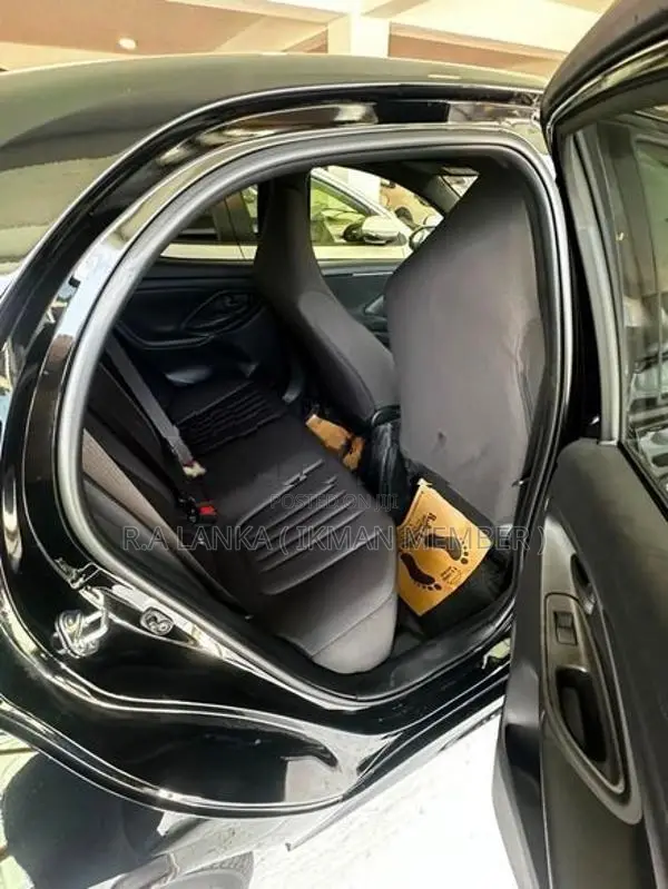 Toyota Yaris X Grade 2025